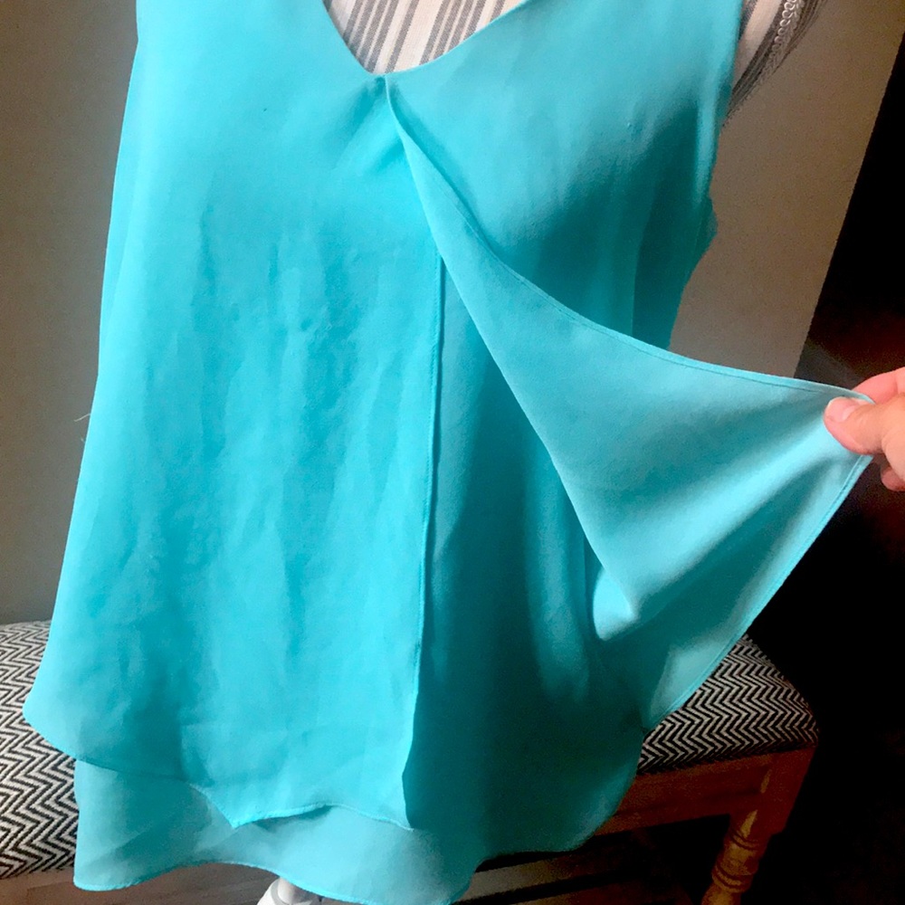 🍍 ASYMMETRICAL BLOUSE - Picture 4 of 5